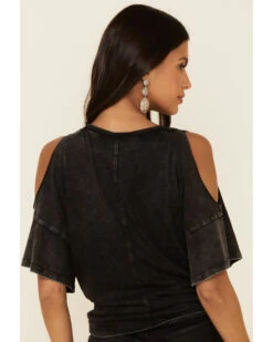 White Crow Women's Night Rainbow Dolly Quote Cold Shoulder Top 11 White Crow Women's Night Rainbow Dolly Quote Cold Shoulder Top -Twisted X Sales 2000328404 001 P5