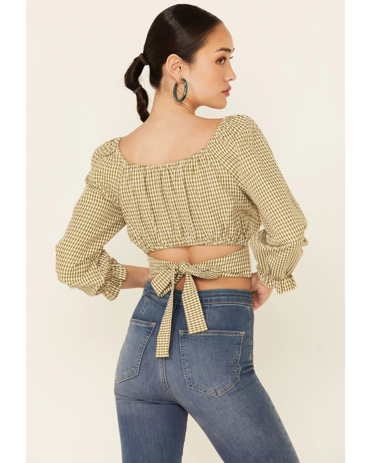 Beyond The Radar Women's Gingham Print Tie Back Crop Top 6 Beyond The Radar Women's Gingham Print Tie Back Crop Top - Image 4