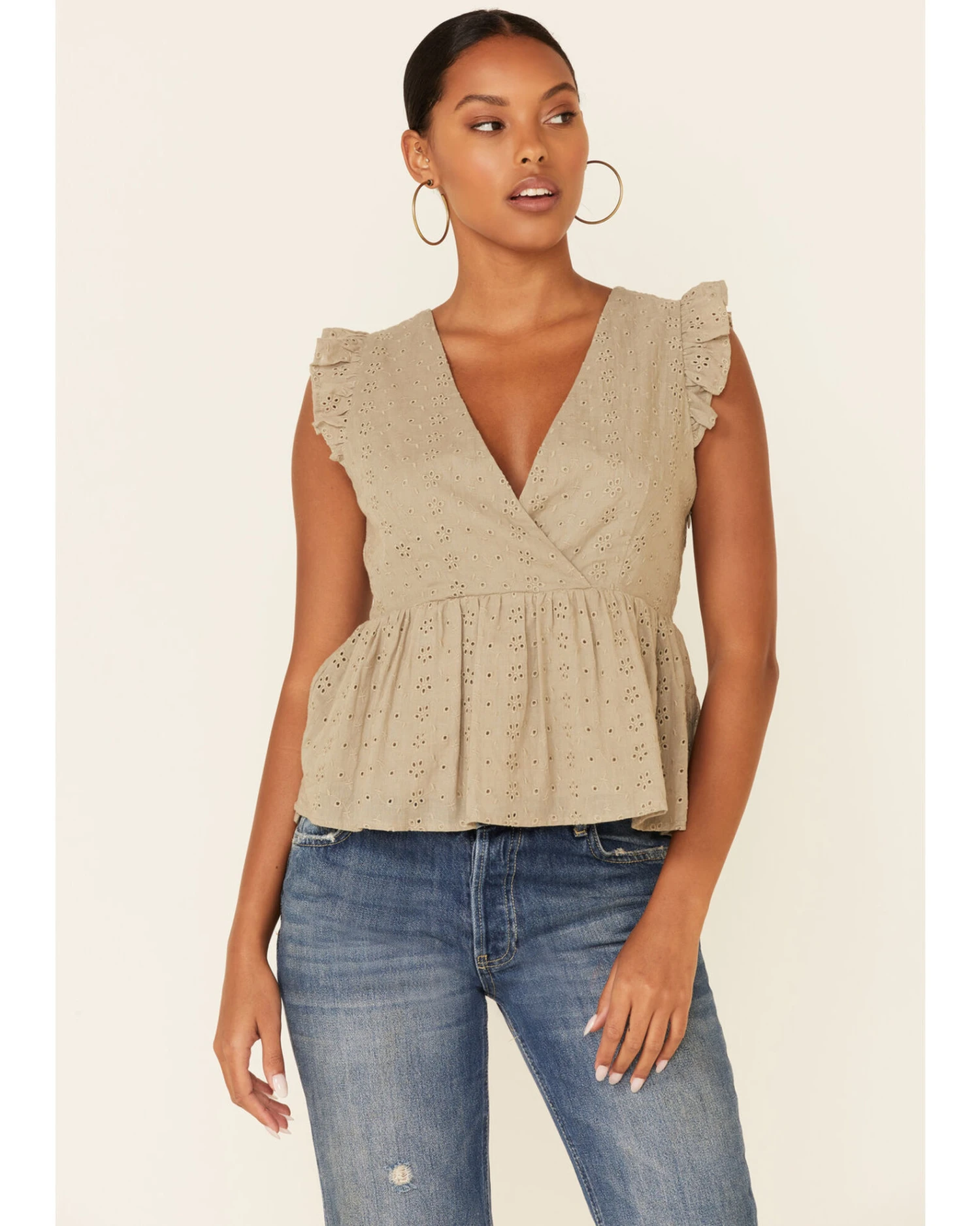 Wishlist Women's Gucci Eyelet Ruffle Surplice Short Sleeve Babydoll Top 3 Wishlist Women's Gucci Eyelet Ruffle Surplice Short Sleeve Babydoll Top