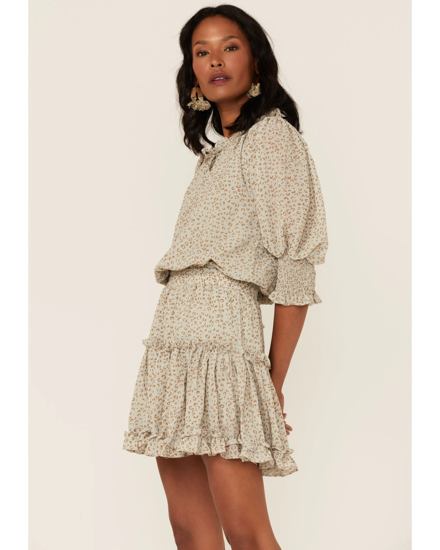 Saints & Hearts Women's Animal Print Smocked Waist Dress 6 Saints & Hearts Women's Animal Print Smocked Waist Dress - Image 4