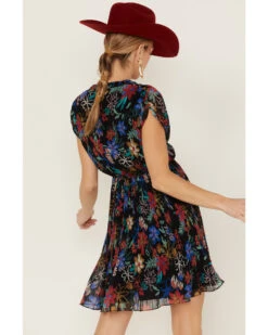 Molly Bracken Women's Floral Print Pleated Short Sleeve Dress -Twisted X Sales 2000368849 001 P3