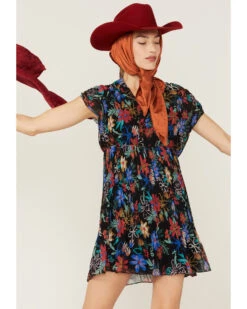 Molly Bracken Women's Floral Print Pleated Short Sleeve Dress -Twisted X Sales 2000368849 001 P4