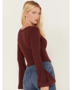 Shyanne Women's Deep V-Neck Bell Sleeve Crop Top -Twisted X Sales 2000373000 646 P4