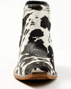 Myra Bag Women's Easy Going Cow Hair Western Booties - Snip Toe -Twisted X Sales 2000377437 001 P4