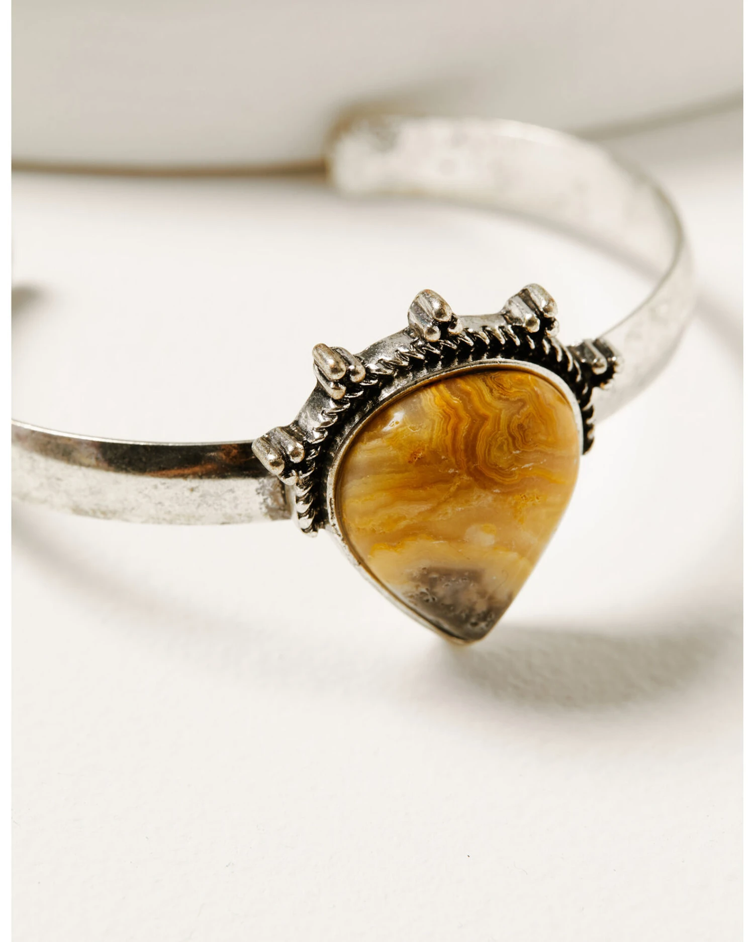 Shyanne Women's Silver & Gold 3-piece Cuff Bracelet Set 4 Shyanne Women's Silver & Gold 3-piece Cuff Bracelet Set - Image 2